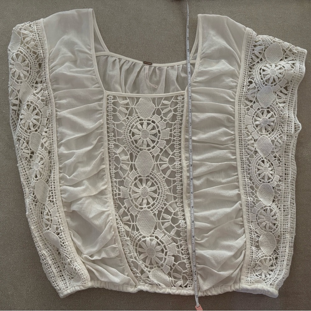 White Free People Top with Crocheted Panels - Size small - NWT! - Picture 5 of 6